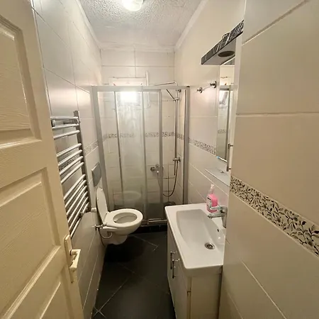 Safderun Ortakoy House شقة اسطنبول
